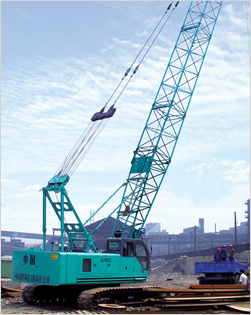 QUY50C, 50Ton Crawler Crane at Anshan Steel Plant in 2004.