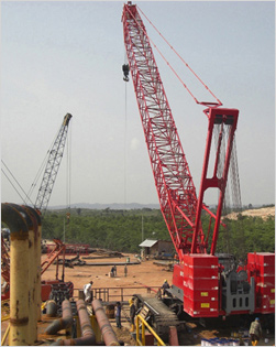 QUY250, 250Ton Crawler Crane in India in 2009.